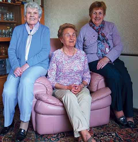 Prestigious award for Guide Dogs stalwarts