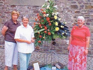 National praise for local flower arrangers