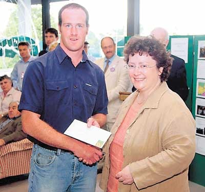 Travel cheque for Aled