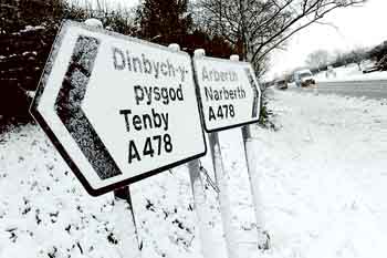 Pembrokeshire schools closed due to icy roads as snow continues