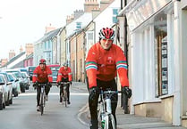 Dallaglio rides through Narberth on cycle challenge