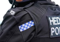 Police warn Pembrokeshire public on male phoning purporting to be an officer