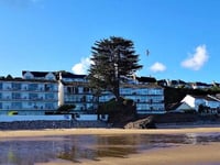Calls for Saundersfoot to be proactive to protect against erosion