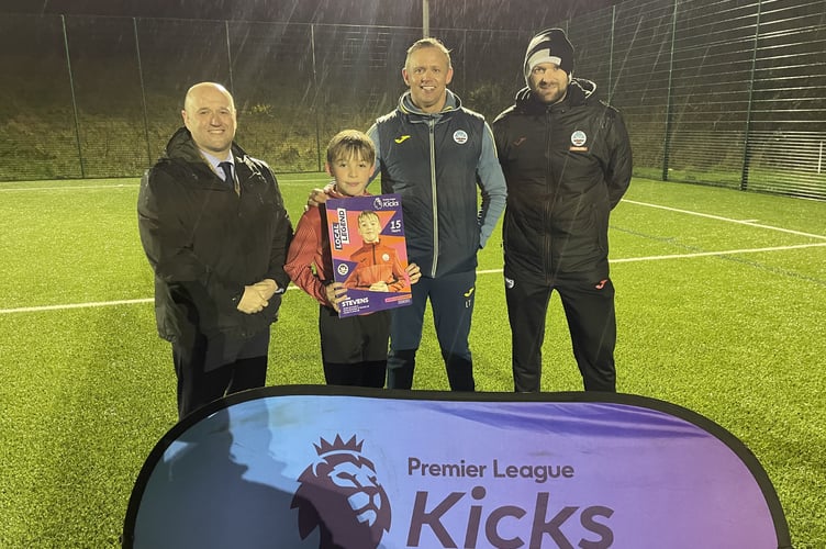 PCC Dafydd Llywelyn, Local Legend Harri, Lee Trundle, Craig Richards.