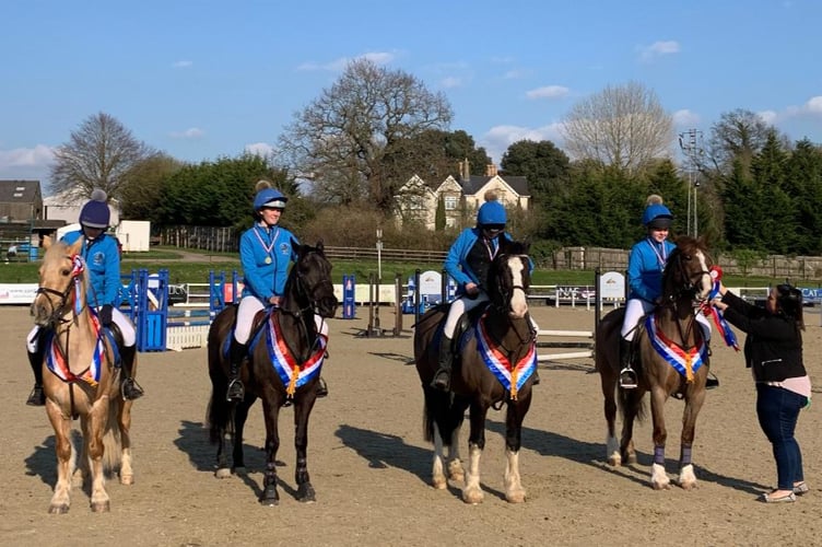 Ysgol Greenhill School, Tenby - show jumping