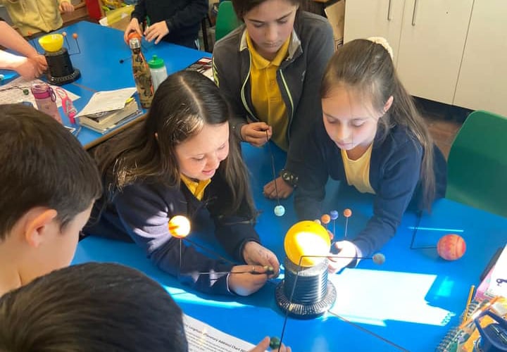 St Teilo’s School Tenby lesson on solar system