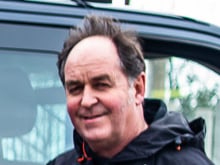Simon delivers aid to refugees