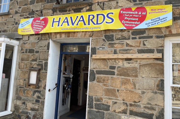 Siop Harvards Newport Pembs