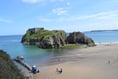 Rescue services tend to Tenby ‘cave’ casualty 