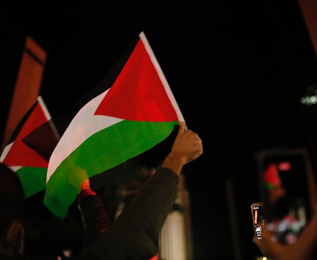 Pro-Palestine protesters to lay mock-up shrouded ‘dead bodies’