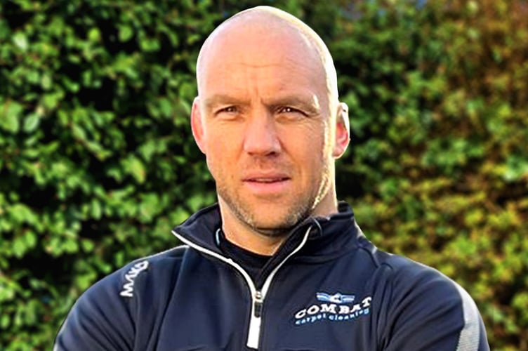Andrew Dennis