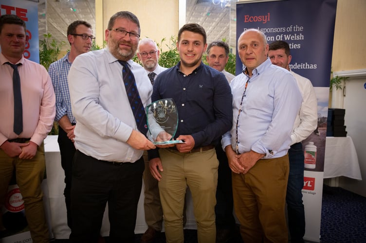 Grassland winners Aled & Owain Rees being presented by Martin Lyons, HSBC (Competition Sponsors)