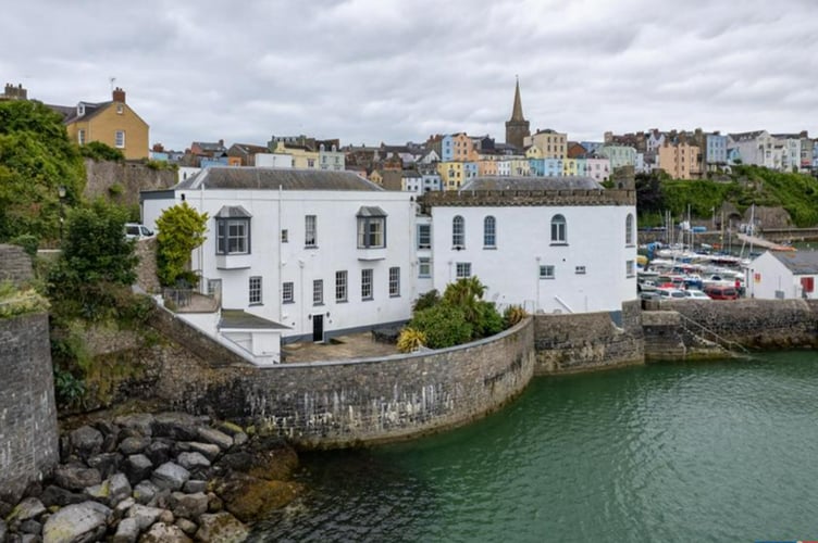 tenby bathhouse