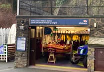 Plans to site takeaway at former Tenby RNLI inshore lifeboat hut labelled 'unacceptable'