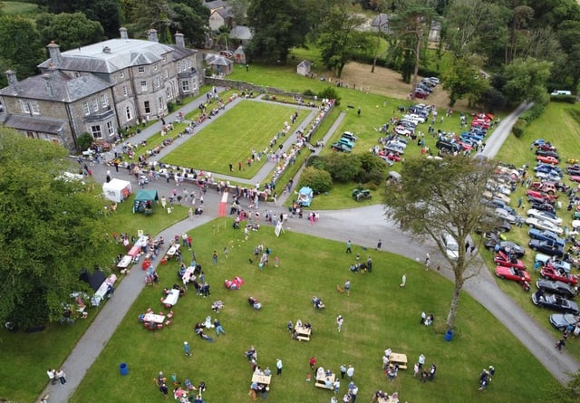 Cresselly House Fayre