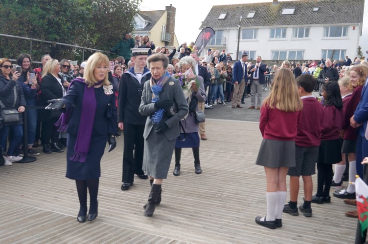 Saundersfoot School