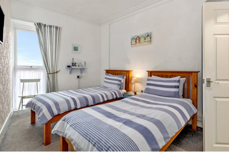 tenby guest house 