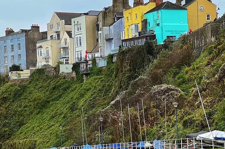 Tenby Santa Run