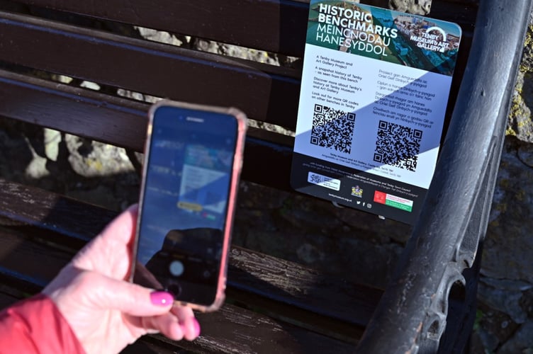 Tenby bench code