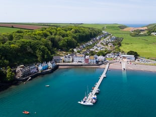 Port makes contribution to safeguard Waterway pontoons
