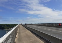 Cleddau Bridge closed after call to police
