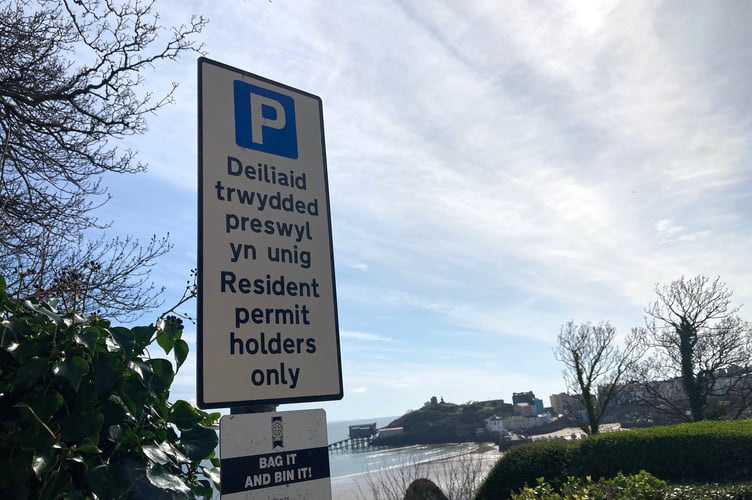 Resident bays