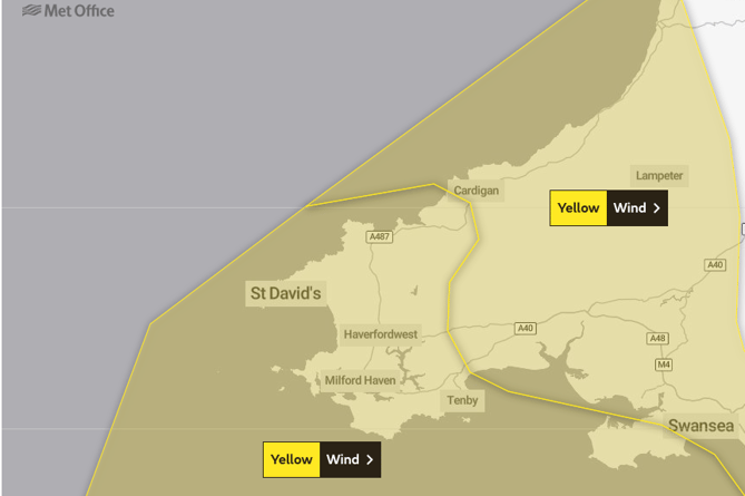 Yellow wind warnings for Tenby