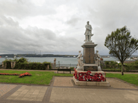 Anzac memorial service in Milford Haven