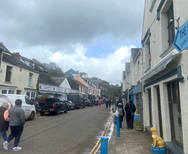 Work to make Saundersfoot a safer place for pedestrians