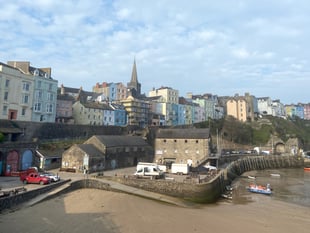 Urgent action called for on 'dilapidated' Tenby shelter