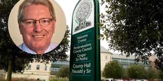 Council officially confirm leader's intention to stand down