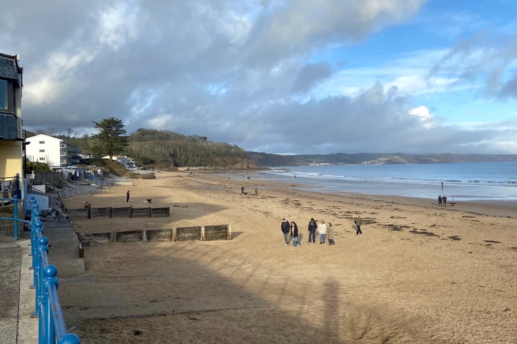 Saundersfoot beach