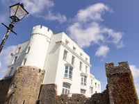 Imperial Hotel plans backed by Tenby councillors