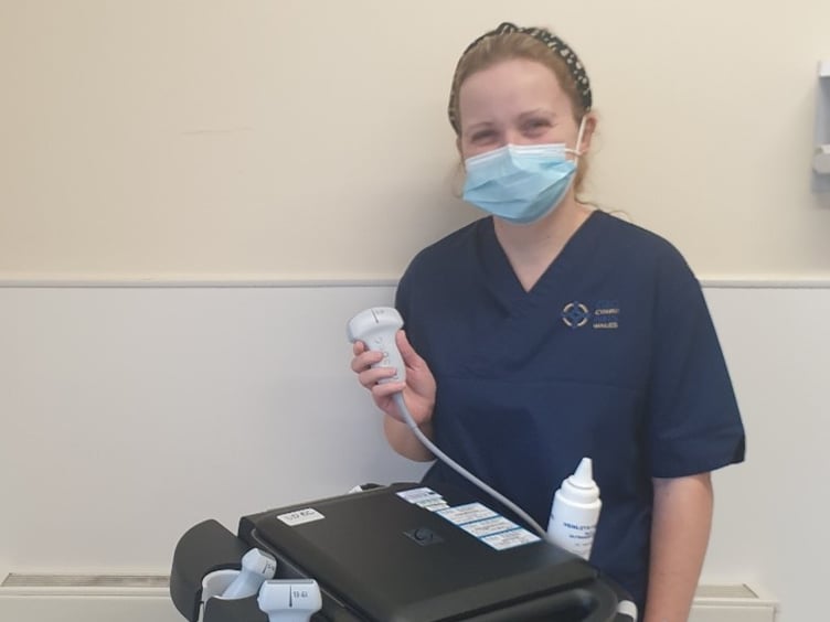 Junior sister Samantha Barrett is pictured with the new probe.