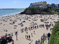 Wonderful weather set to continue for West Wales