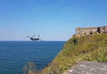 Watch incredible moment a Chinook helicopter headed over Tenby