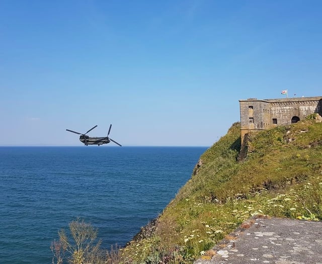 Watch incredible moment a Chinook helicopter headed over Tenby