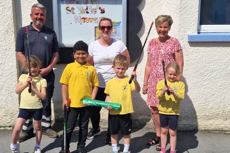 St Teilos litter pickers