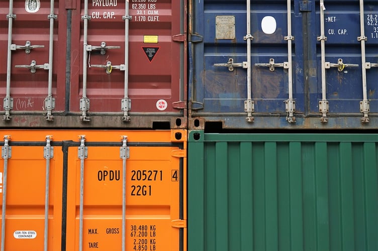 Storage containers