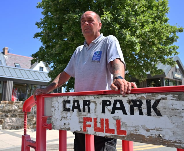 Parking pains remain for Saundersfoot, states councillor