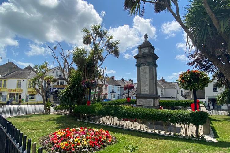 Tenby war memorial