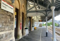 More than half a million take the train to the seaside