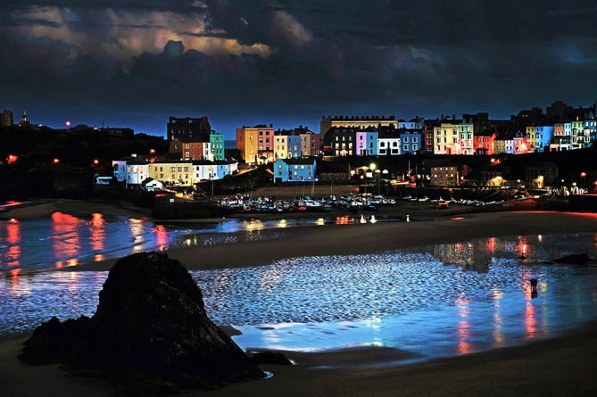 Tenby harbour at night