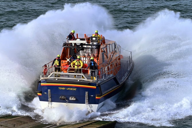 Tenby lifeboat launch