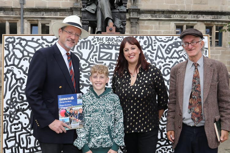 Andrew Fox, founder of Darwin200 with Joe Whale the Doodle Boy, Samantha Williams from the Darwin Centre and Felix Padel, Darwin's great great grandson