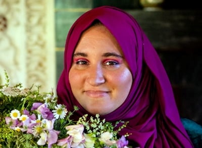 Welsh-Iraqi poet, Hanan Issa, is the National Poet of Wales since July 2022. Photo: Camera Sioned / Literature Wales