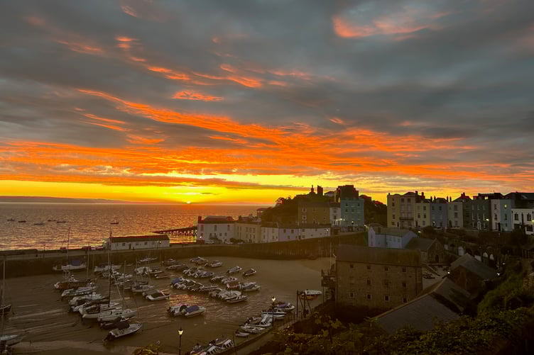 Tenby Harbour sunrise