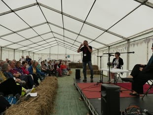 National Poet of Wales Hanan Issa a Llangwmlitfest highlight