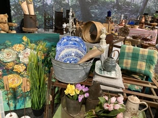 Antiques Fair and Vintage Market returns to National Botanic Garden