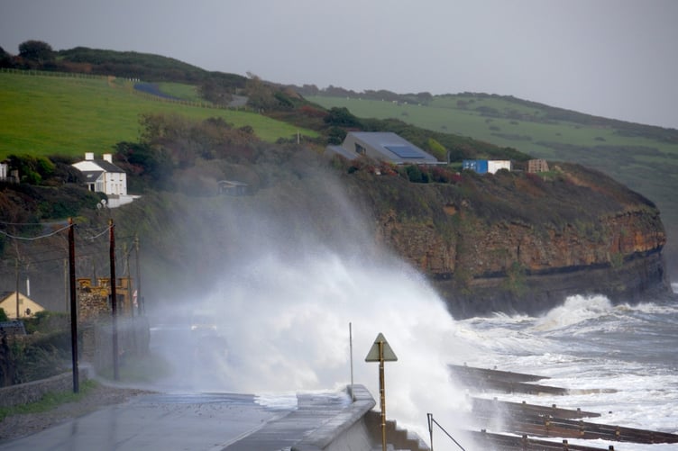 Storm Agnes hits Amroth